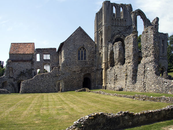 Cloister,Priors Lodging,Prior's Lodging,Castle Acre Priory