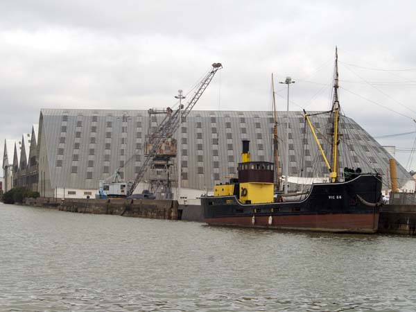 Slips,VIC56,Historic Dockyard,Chatham,Boat,Building