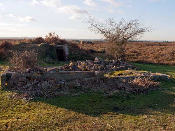 Ibsley,HF DF,Huff Duff,High Frequency Direction Finder,Bunker,Heath