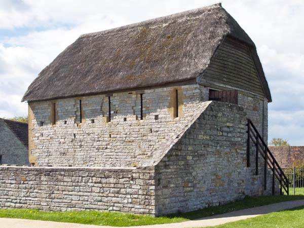 Rere-dorter,Muchelney Abbey,Ruin,English Heritage,Latrine,Langport