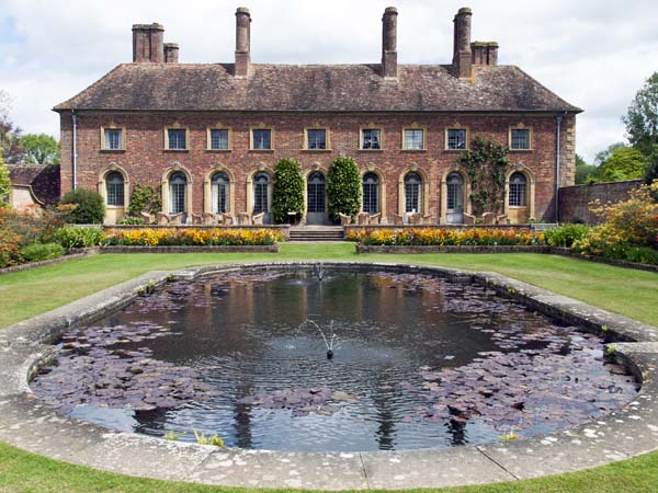 Strode House,Lily Garden,Barrington Court,Stately Home,Historic House,National Trust,Pond