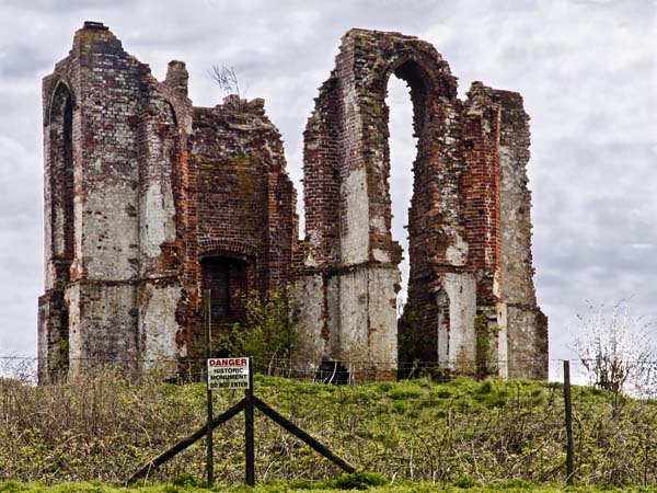 Vandalian Tower,Tower Hill,Uppark,Harting Down,National Trust