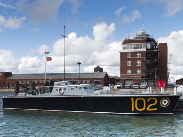 HSL 102,Portsmouth Historic Dockyard