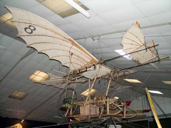 Compton Abbas Airfield Museum,Planes,Aeroplanes,Bi-planes,Biplanes,Airplanes