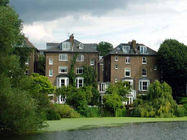 Hampstead Heath,Houses