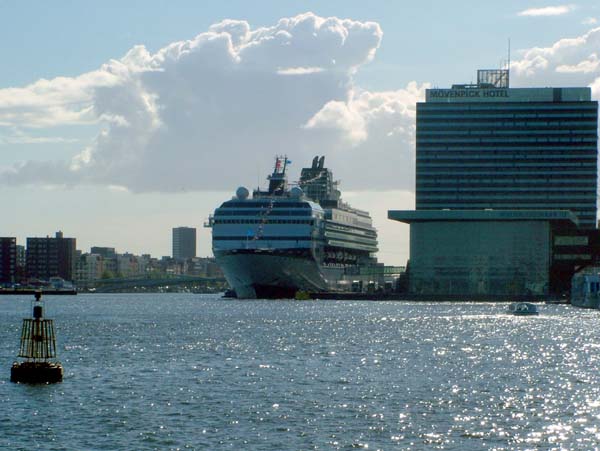 Amsterdam,Cruser,Cruise Ship,Terminal