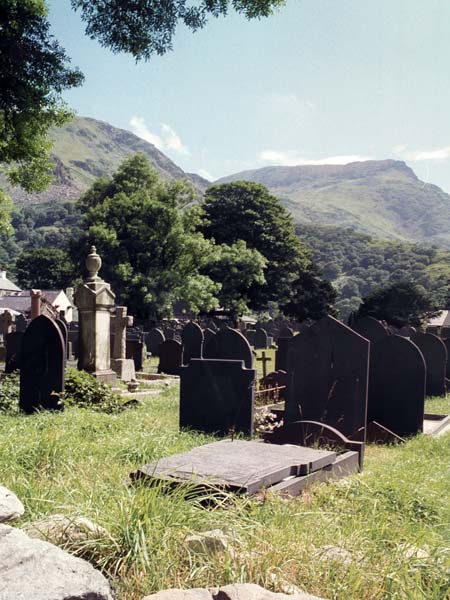 Nant Peris,Churchyard,Graves,Graveyard,Cemetry
