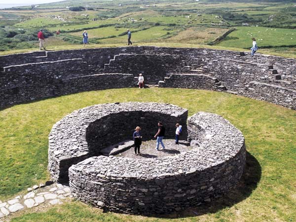 Cahersiveen,Cahirciveen,Cathair Saidhbhin,Cathair Saidhbhín,Cahirgal,Fort