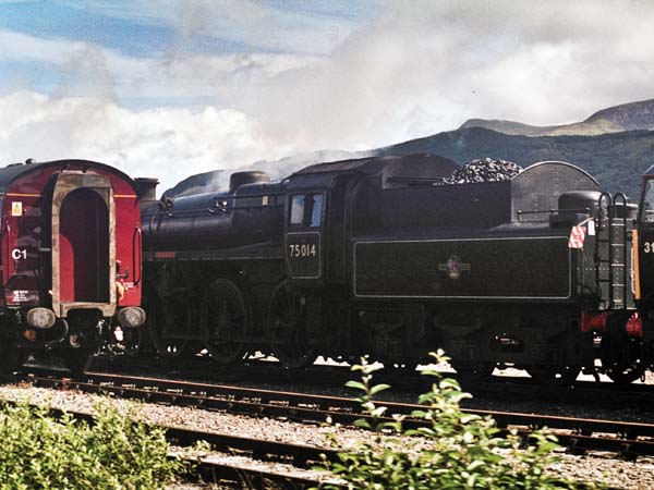 Railway,West Highland Line,Fort William,Steam Engine,Locomotive,Class 4 75014 Braveheart